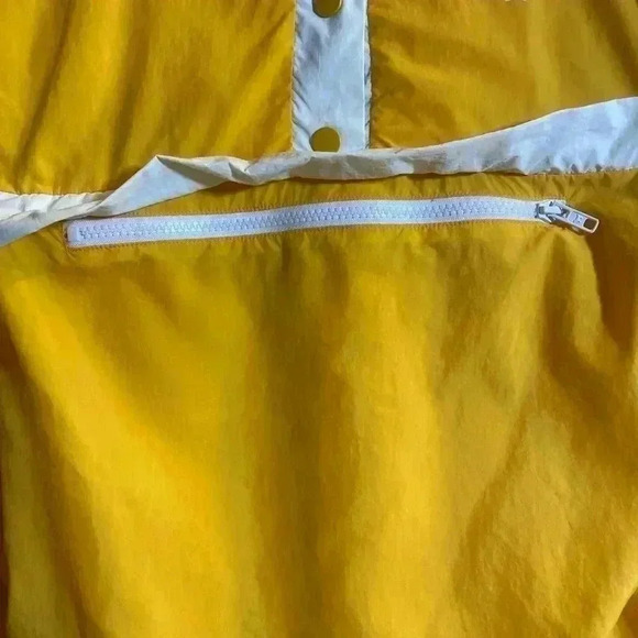 Victoria’s Secret PINK windbreaker with hood in yellow. Women’s size M/L - Picture 2 of 10